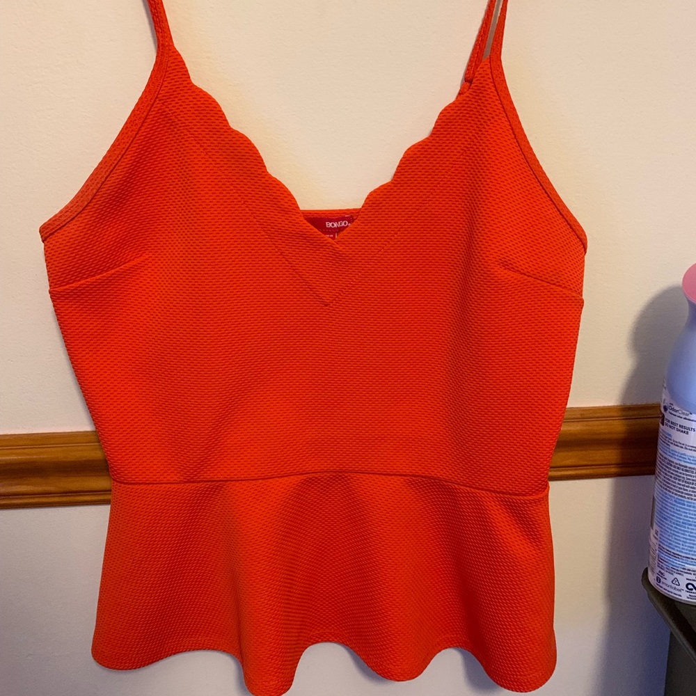 Women’s orange tip